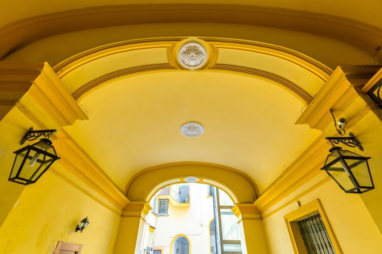 Appartamento A Santa Maria La Nova By Wonderful Italy نابولي المظهر الخارجي الصورة